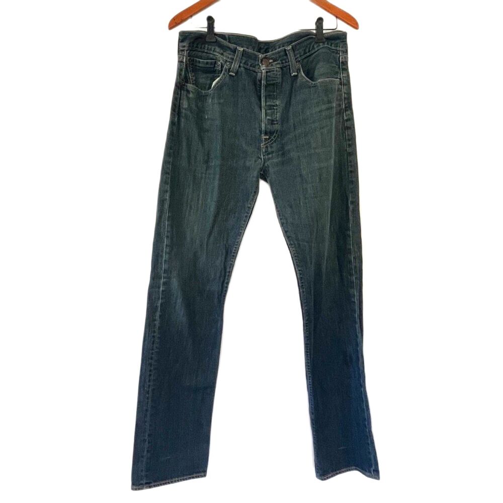 Levi's 501 Jeans Men's 33 x 34 Classic Straight Leg Button Fly 100% Cotton
